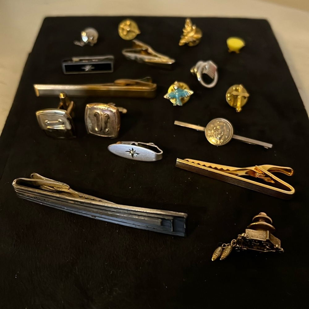 Lot of vintage tie tacks clips Hickok & unmarked